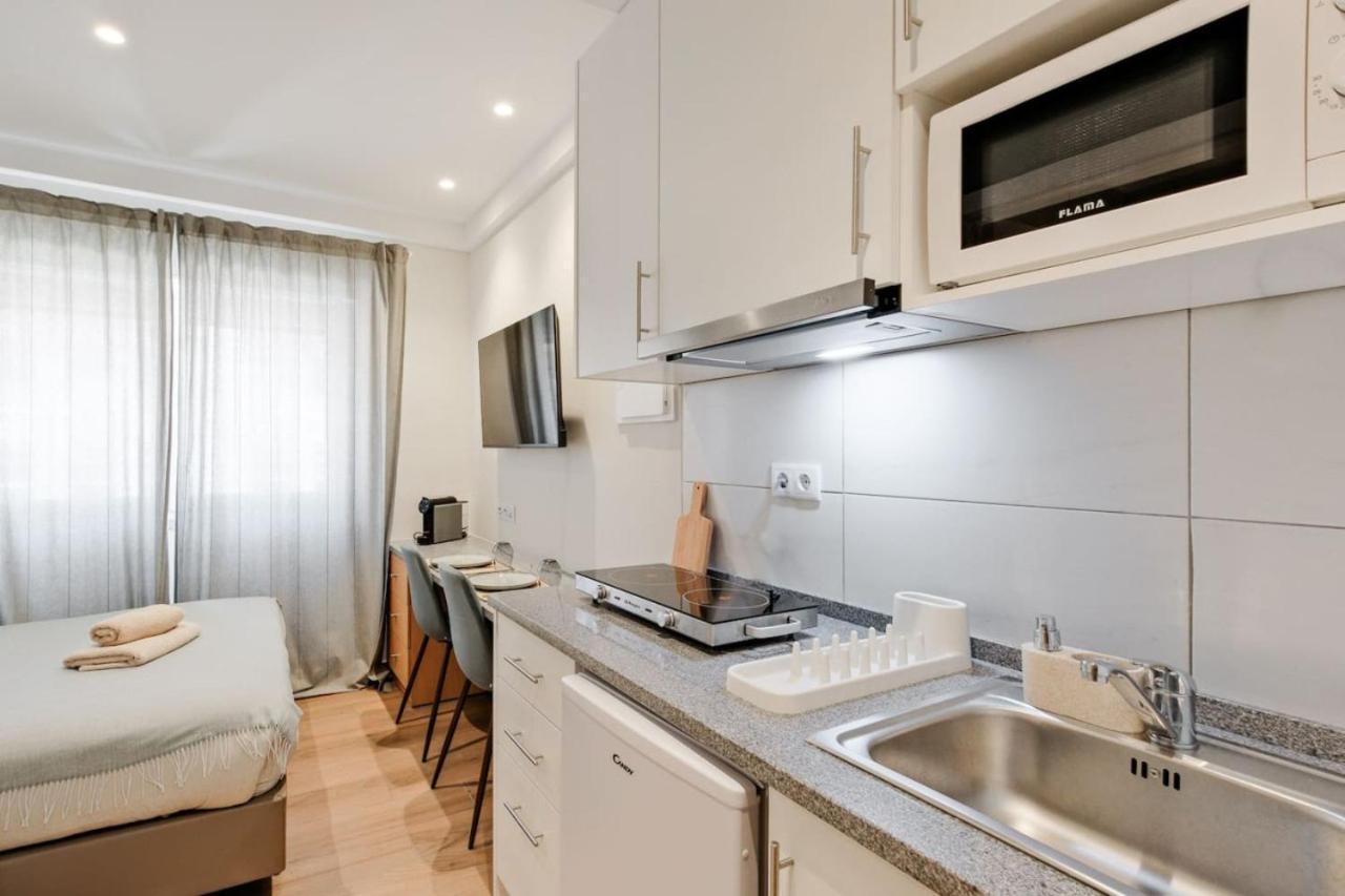 Lovely Fully Equipped Near Subway N13 Apartamento